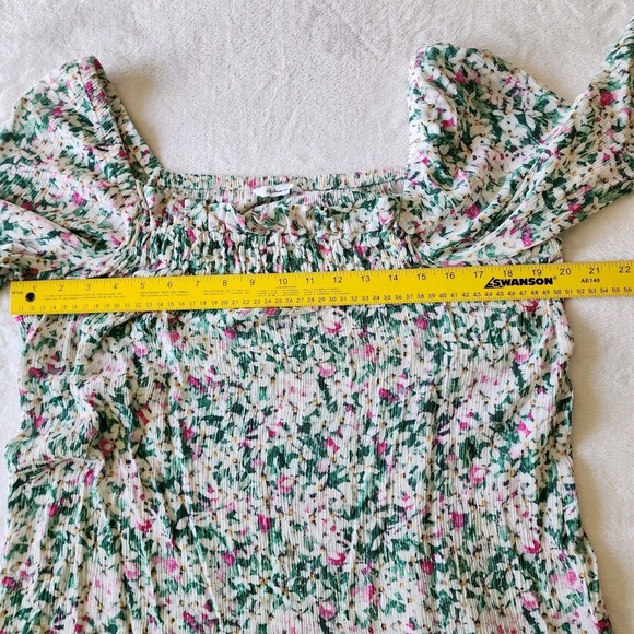 Reitmans Peasant‎ Blouse Womens Medium Smocked Ditsy Cottagecore Farmhouse Boho - Picture 9 of 12